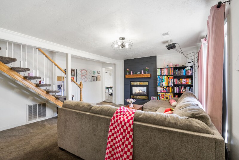 Building Photo - 496 N 500 E