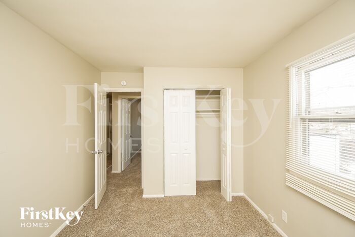 Building Photo - 8308 E 35th Pl