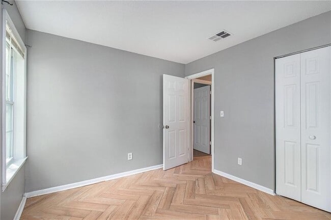 Building Photo - 3599 Woodbriar Cir
