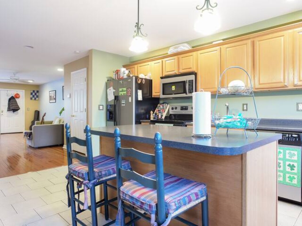 Building Photo - 3732 Falls Rd