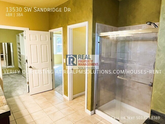 Building Photo - 13530 SW Sandridge Dr
