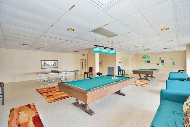 Building Photo - 4020 Galt Ocean Dr