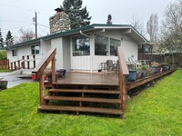 Building Photo - Recent Renovated Anacortes Two Bedroom