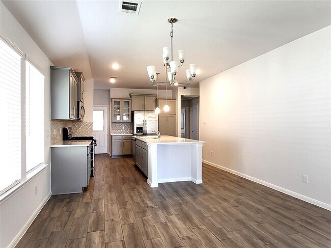 Building Photo - 1227 Marvista Ln