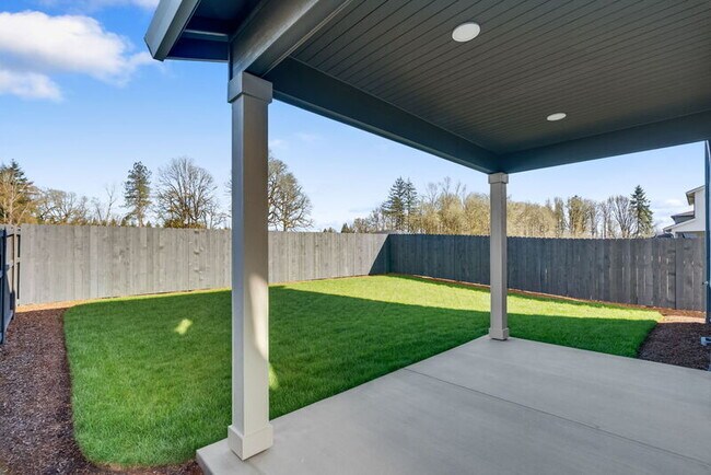 Building Photo - 2115 NW 17th Pl