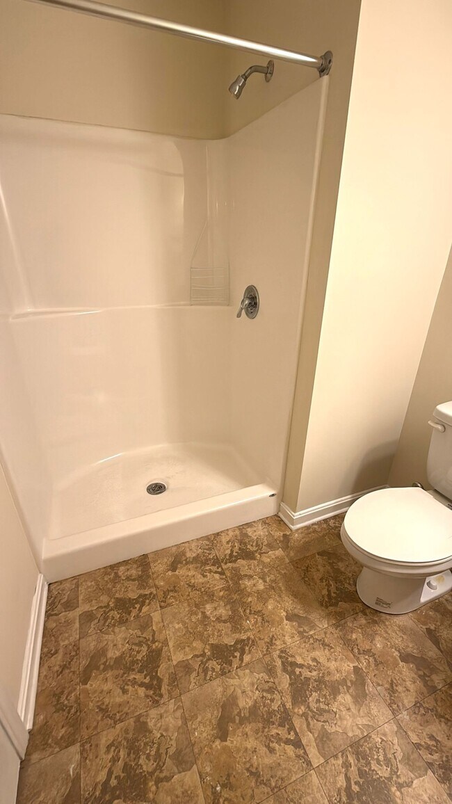 Building Photo - Brook Bend Way