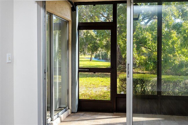 Building Photo - 209 Cypress Ct