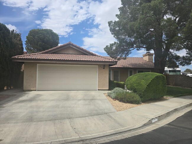 Building Photo - 418 Mt Baldy Cir