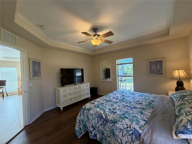 Building Photo - 4766 Theodore Ave