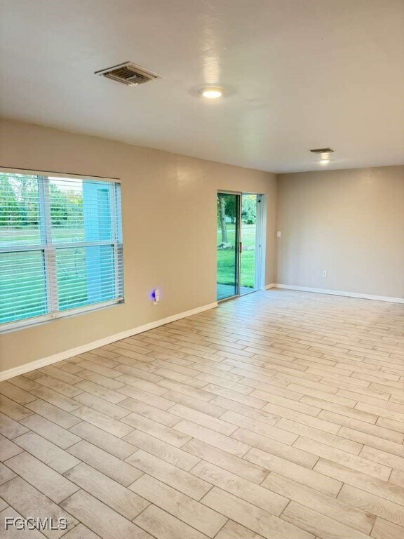 Building Photo - 5019 Moon Ln