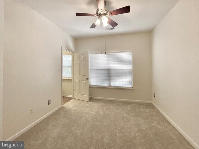 Building Photo - 12518 Heykens Ln
