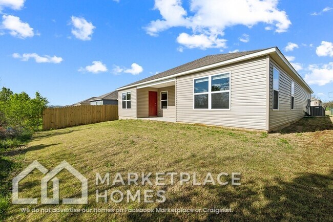 Building Photo - 884 S Brambling Ln