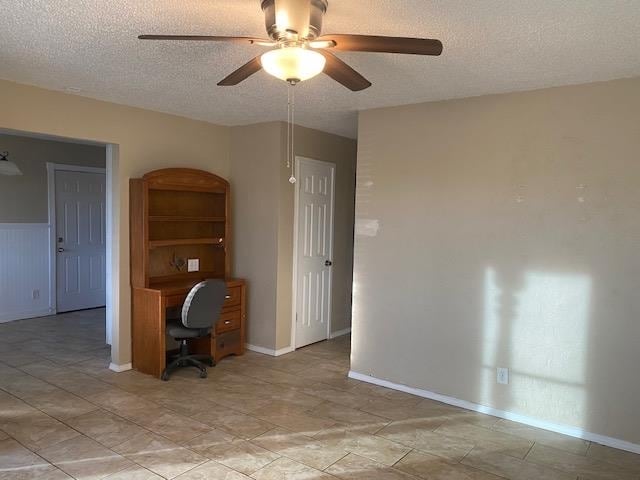 Building Photo - 6708 SW Forest Cir