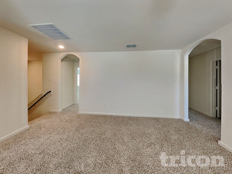 Building Photo - 111 Switchback Hl Rd
