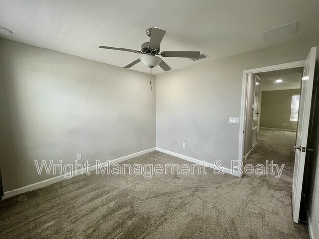 Building Photo - 25149 Lambrusco Loop