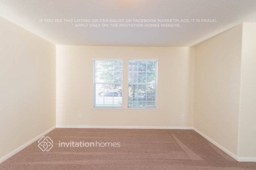 Building Photo - 6333 Mountain Pines Ln