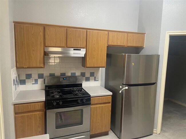 Building Photo - 13800 Randalstone Dr