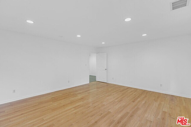 Building Photo - 19016 Wells Dr