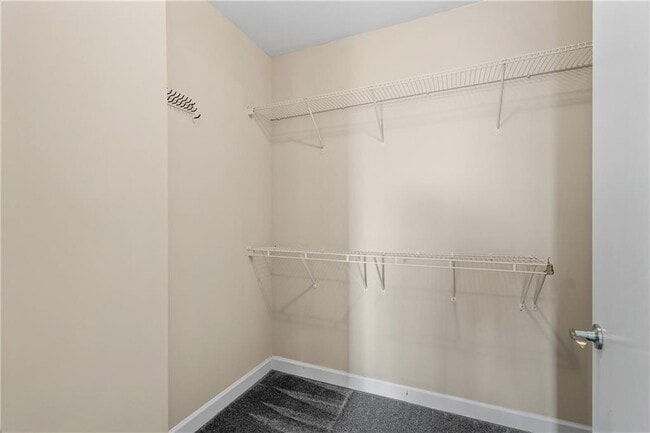 Building Photo - 711 Cosmopolitan Dr NE