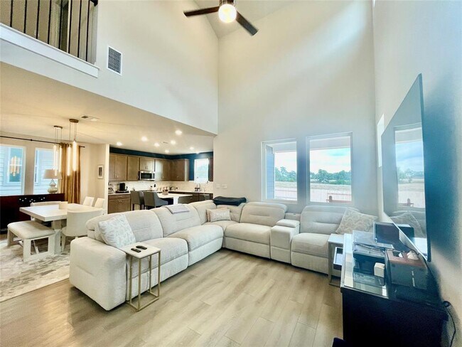 Building Photo - 232 Denali Wy