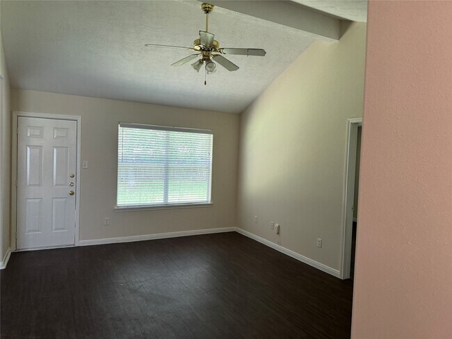 Building Photo - 16310 Long Valley Ct