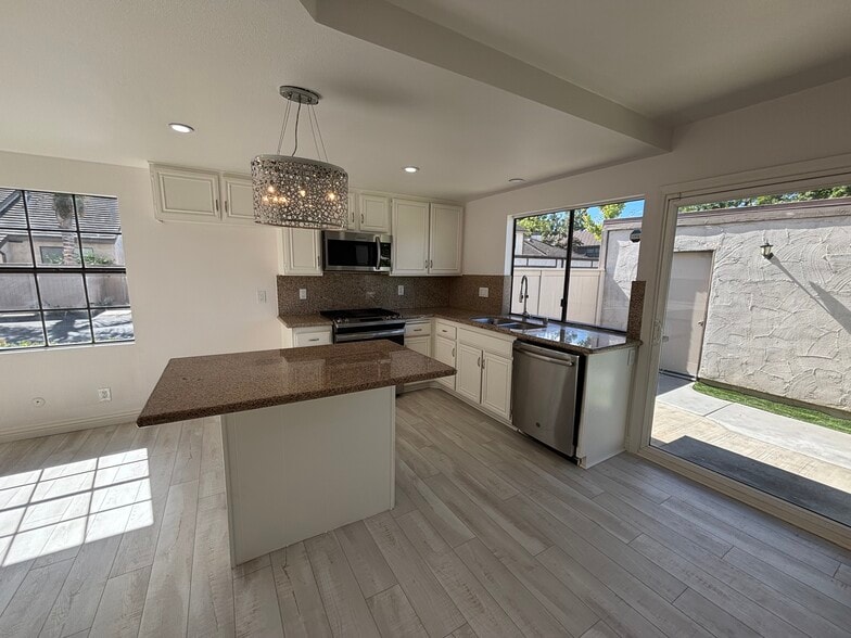 Building Photo - 1220 Marble Ln
