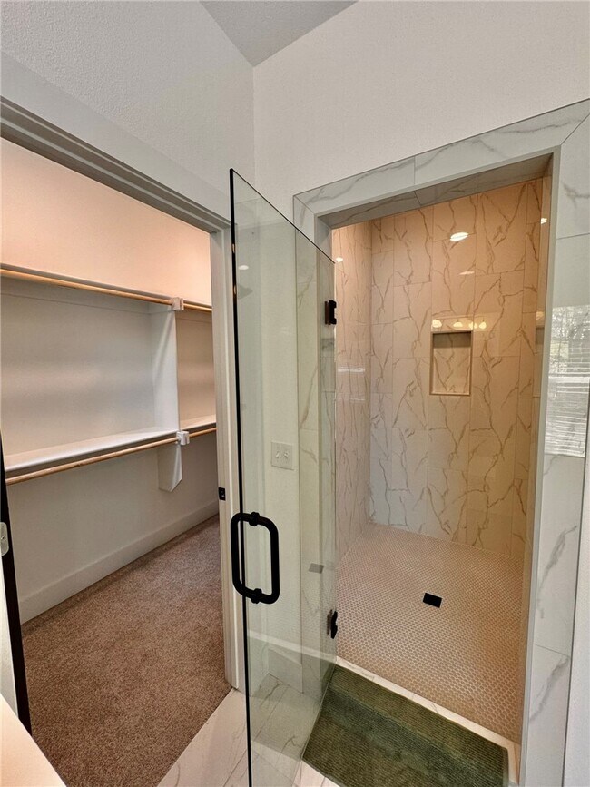 Building Photo - 8881 Williams Rd