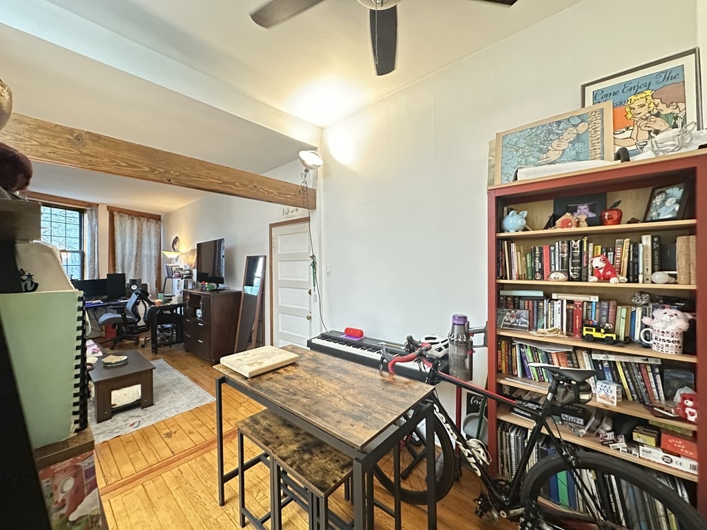 Building Photo - 1222 W Grace St