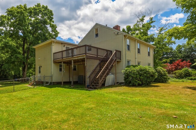Building Photo - 945 Glastonbury Turnpike