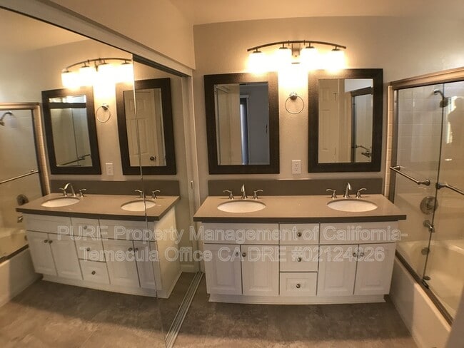 Building Photo - 32428 Enriqueta Cir