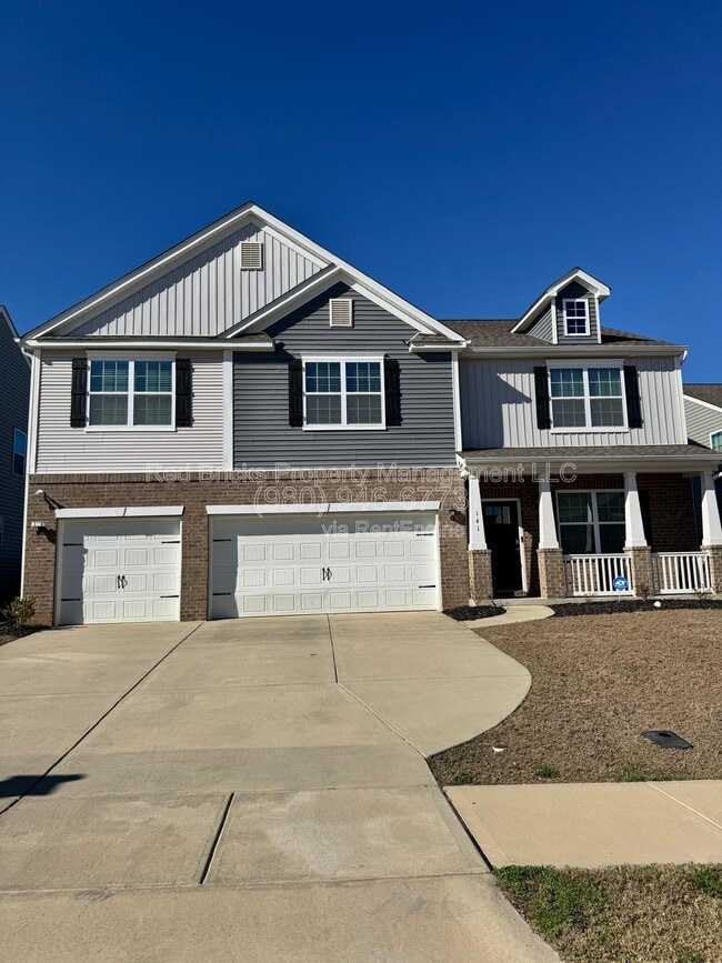 Building Photo - 141 Giant Oak Ave