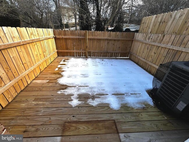 Building Photo - 33 Park Valley Ln