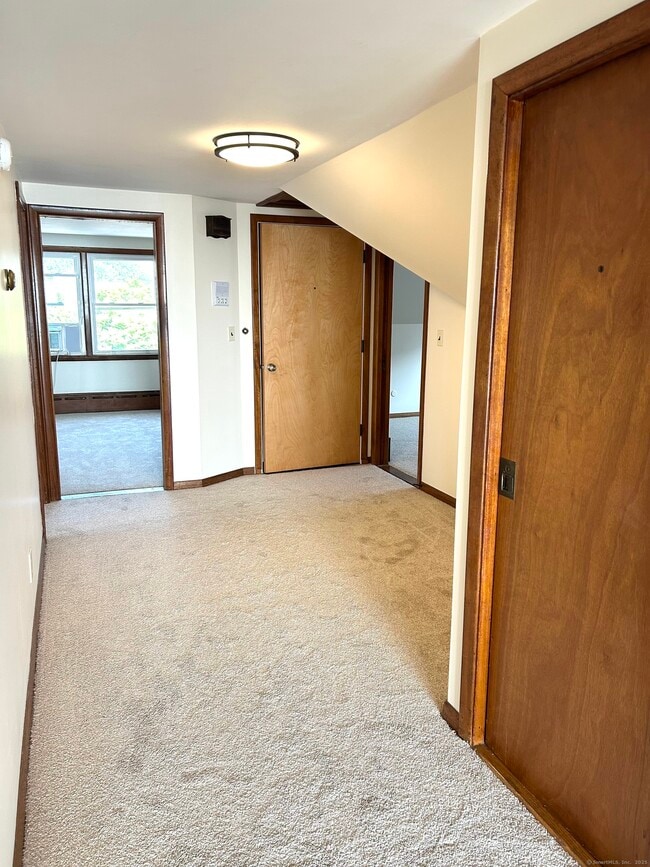 Building Photo - 481 Ocean Ave