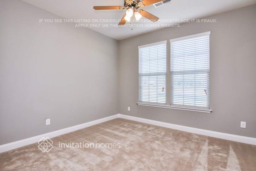 Building Photo - 41 Needham Ln