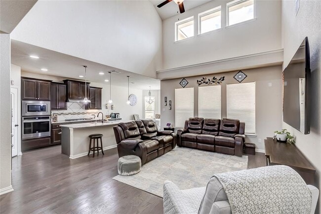 Building Photo - 3721 Royal Tern Ct