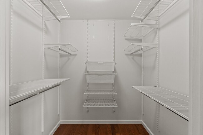 Building Photo - 4685 Colima Ct