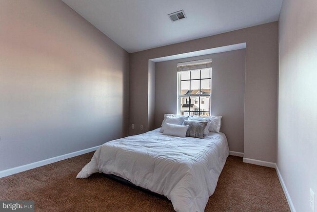 Building Photo - 1603 Durham Way