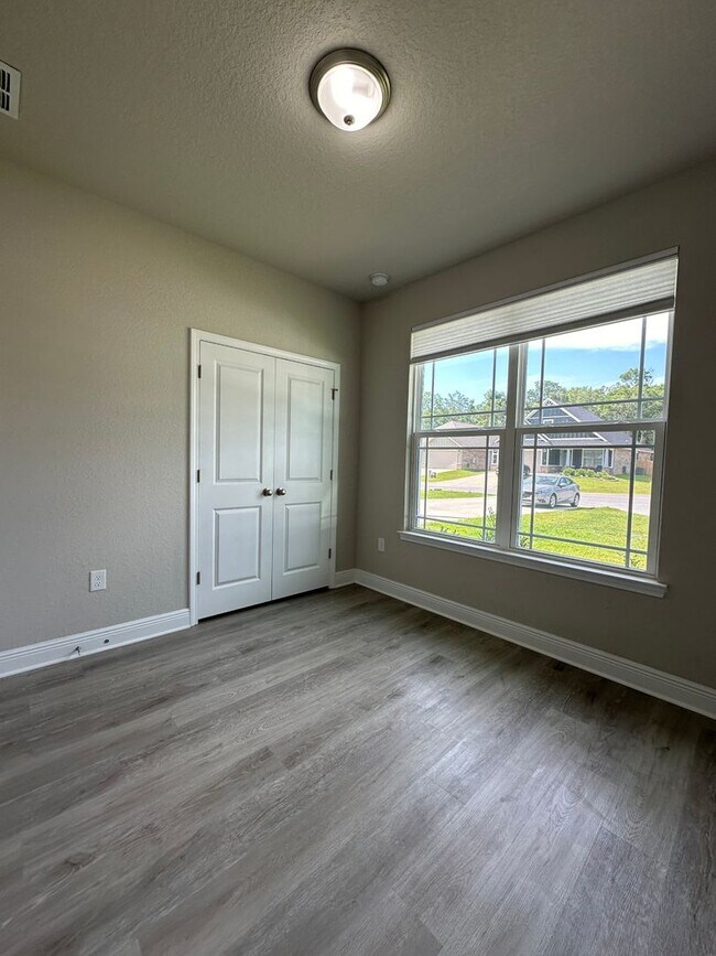 Building Photo - Discover the home of your dreams in the hi...