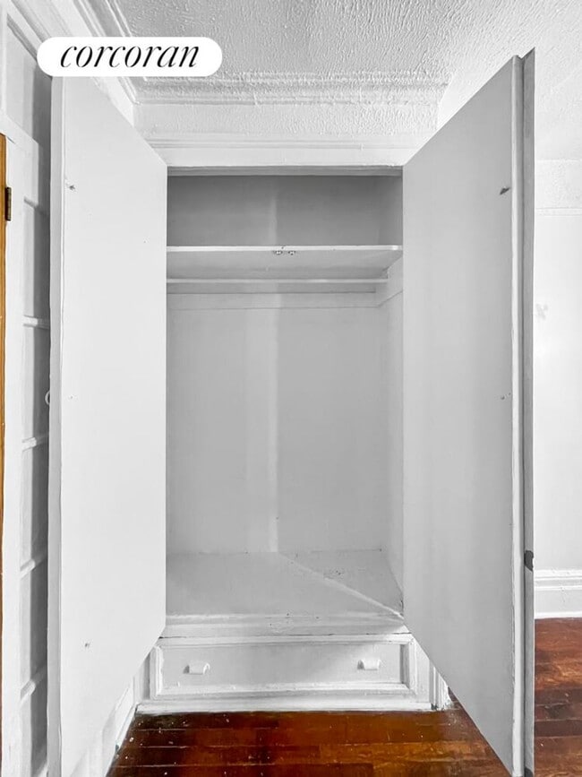 Building Photo - 1726 Amsterdam Ave