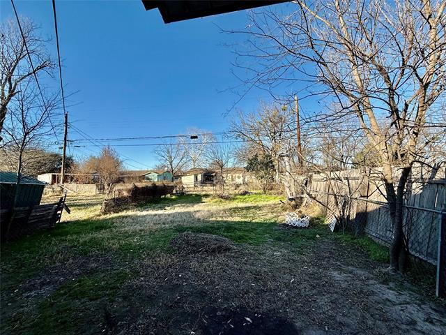 Building Photo - 815 SE 18th St