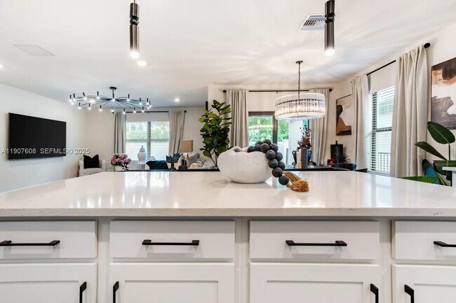 Building Photo - 2940 Shortleaf Ave