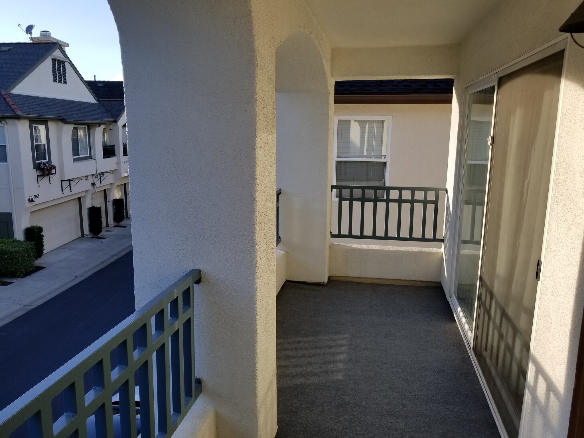 Entry to balcony off family room - 16939 Robins Nest Way