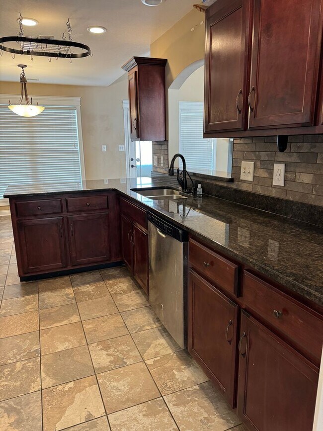 Building Photo - 1701 Winterhaven Ct