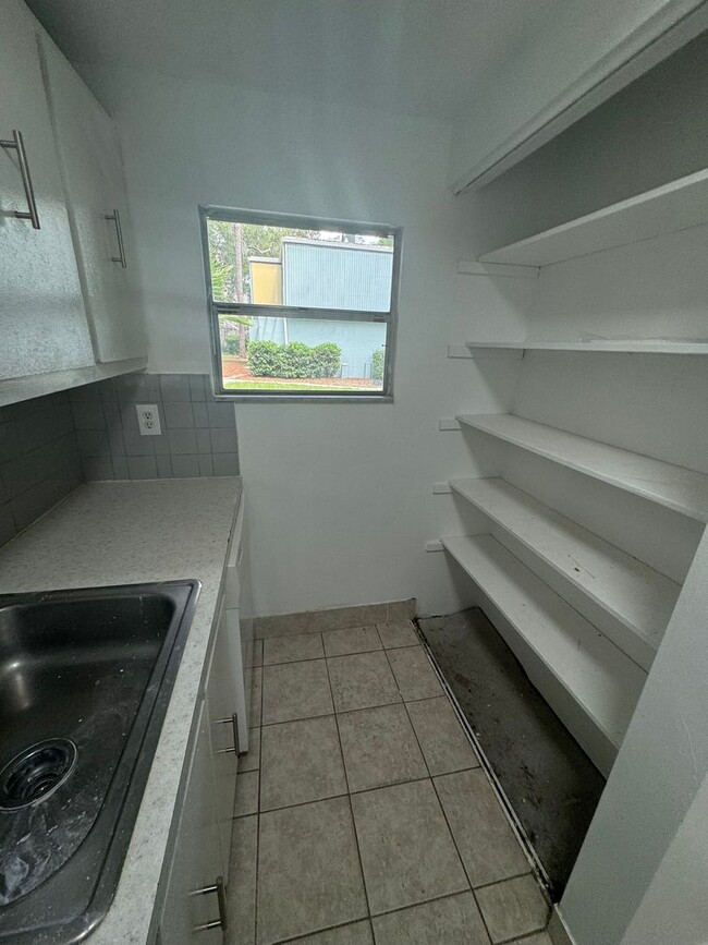 Building Photo - Spacious 3-Bedroom, 2.5-Bathroom Condo wit...