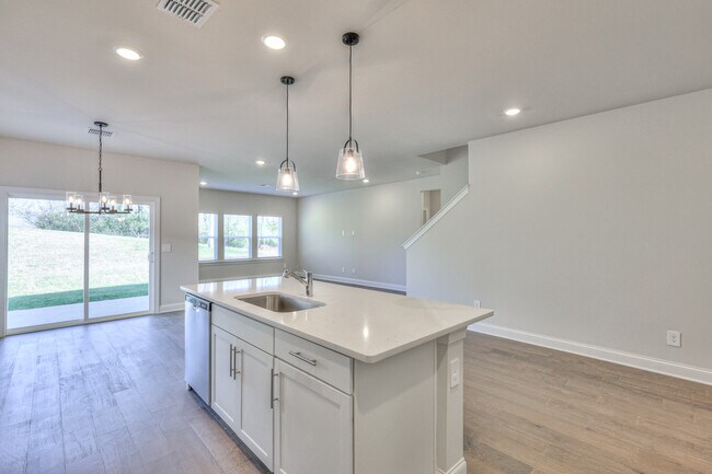 Building Photo - 1263 Bluffton Cir