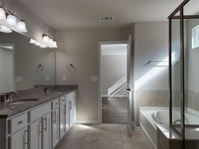 Building Photo - 414 Spring View Dr