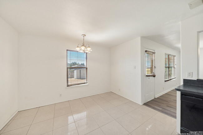 Building Photo - 5519 Red Canyon
