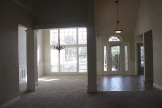 Building Photo - Comfort & Relaxation!