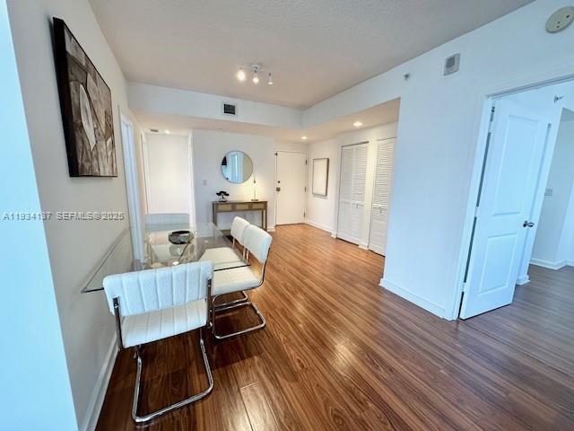 Building Photo - 601 NE 23rd St