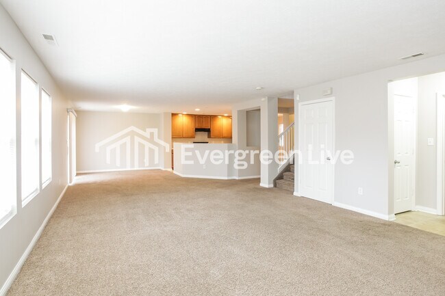 Building Photo - 3940 Planewood Dr